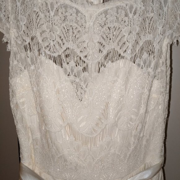 White Lace Pleated Fit and Flare Dress - Picture 4 of 5